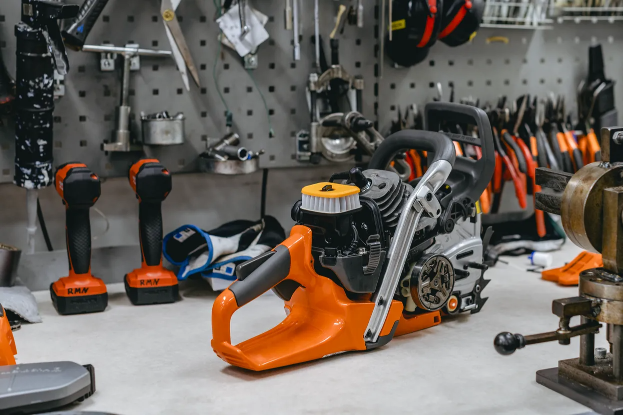 Gas Chainsaws HUSQVARNA 592 XP